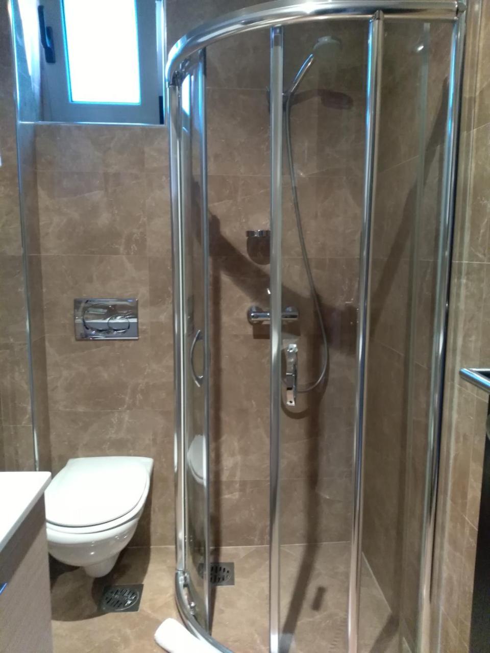 Vila V Lux Apartments Petrovac Eksteriør billede