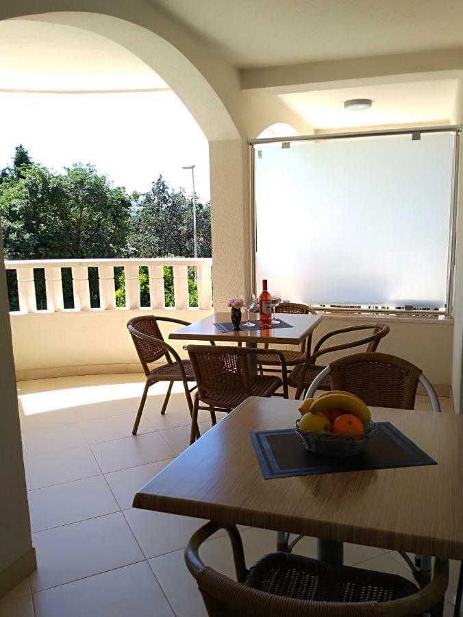 Vila V Lux Apartments Petrovac Eksteriør billede